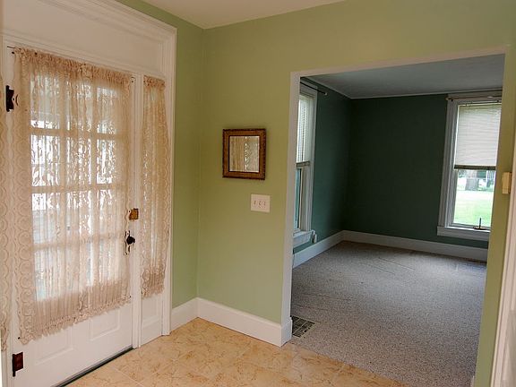 4th image of 4 Walnut St