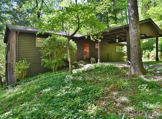 1 Hillcrest Ln, Black Mountain, NC 28711