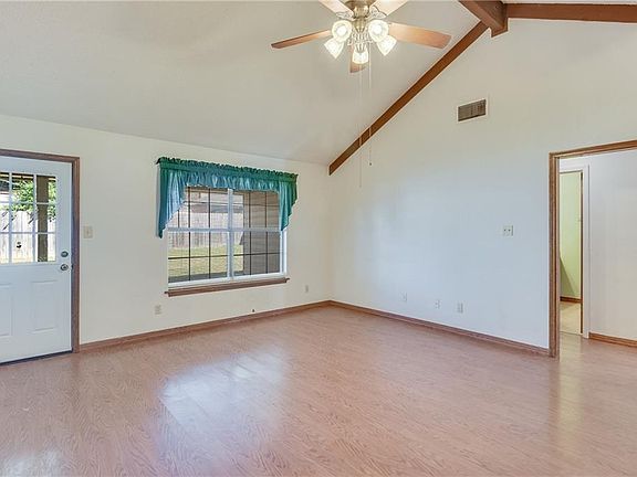 4th image of 8955 Brandon Dr