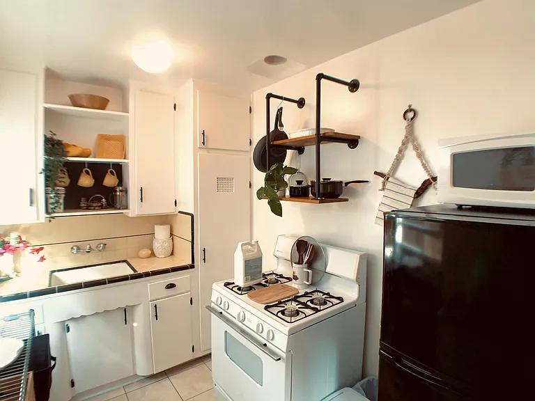 4765 Wilson Ave — Photo 19