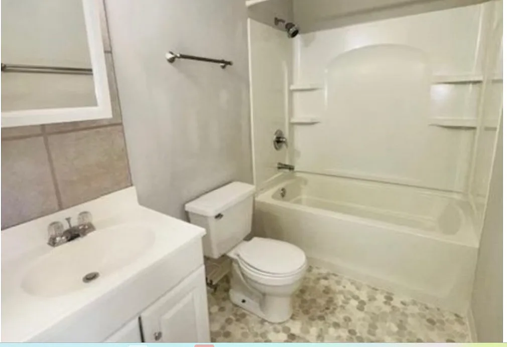 1 bed, 550 sqft, $925 — Photo 1