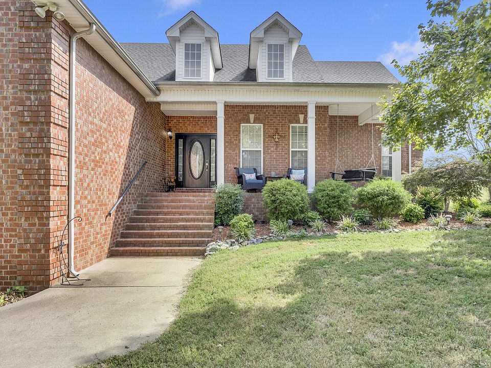 924 Dobbins Pike, Gallatin, TN 37066 Zillow