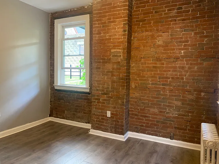 747 Franklin Ave #1 — Photo 7