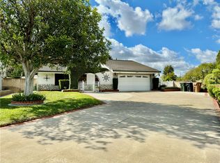 4898 Via De La Luna, Yorba Linda, CA 92886