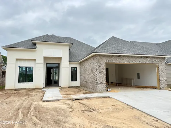 109 Fountain Meadow Dr, Broussard, LA 70518