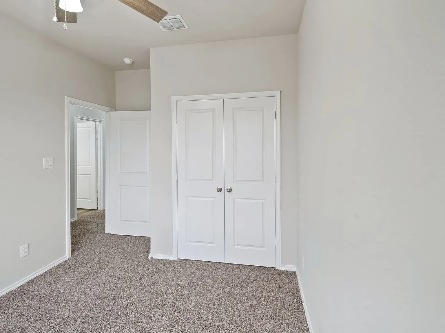New Luxury homes! Call Now!! — Photo 3