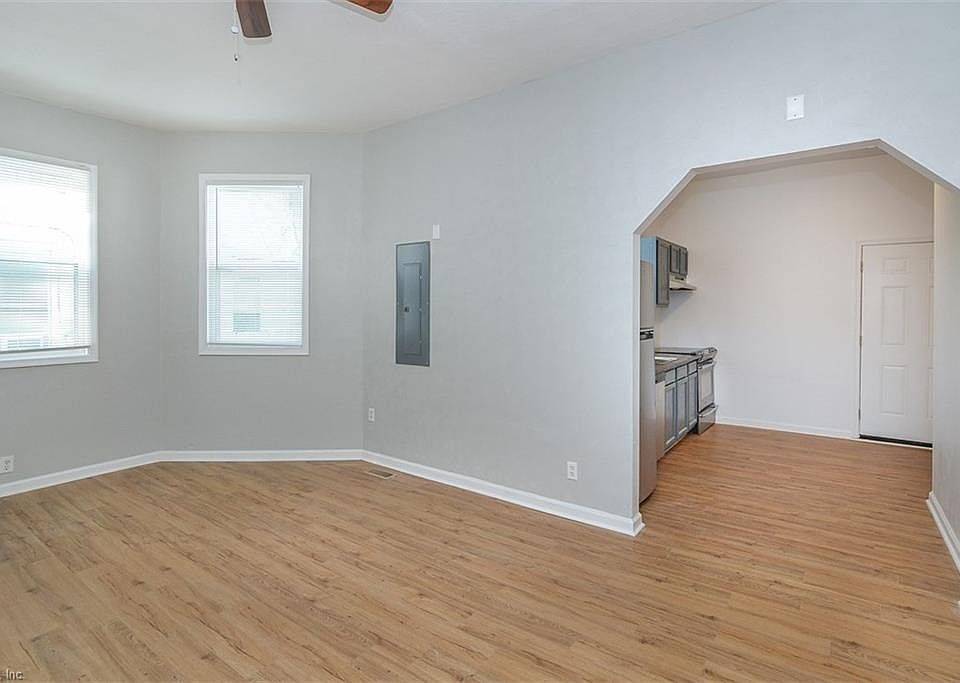 2511 Orcutt Ave Newport News, VA, 23607 Apartments for Rent Zillow