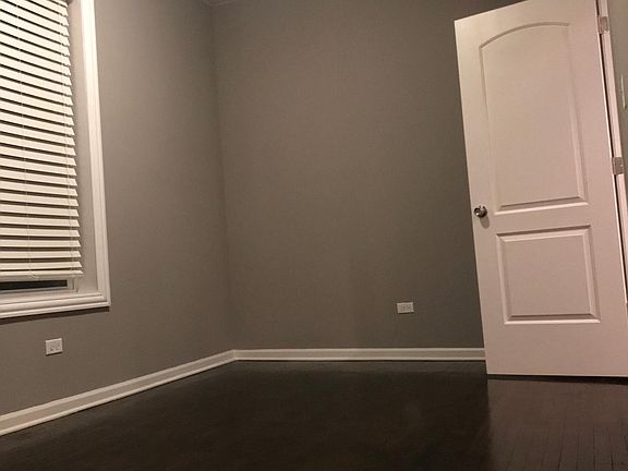 5th image of 1024 N Lawler Ave #2