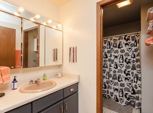 660 W Grand Ave, Chicago, IL 60654