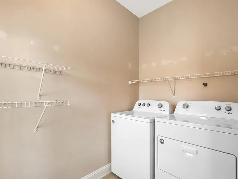 1508 Honeybee Ln — Photo 21