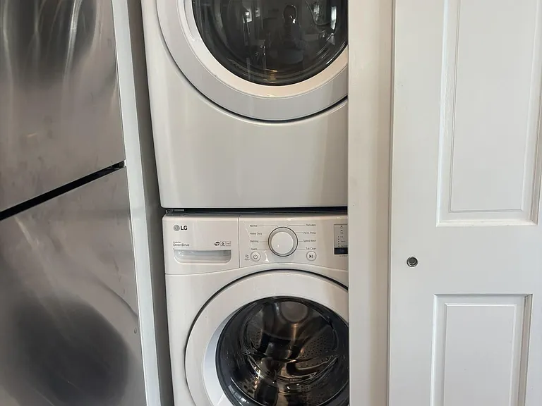 606 Hammond Ave — Photo 8