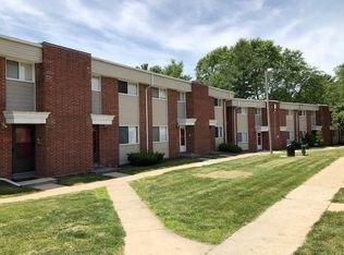 1801 W John St #1817, Champaign, IL 61821