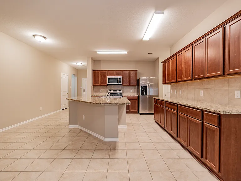 1120 Decker Dr — Photo 5