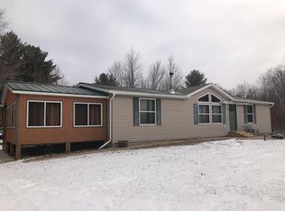 919 5th Ave, Hancock, WI 54943