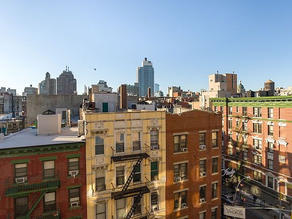 3rd image of 158 Hester St APT 6E