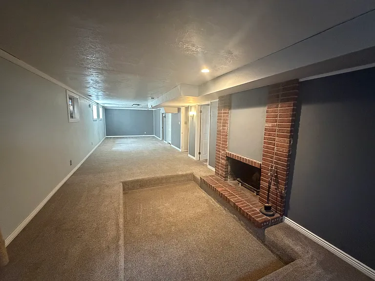 3819 S Midsummer Ln — Photo 16