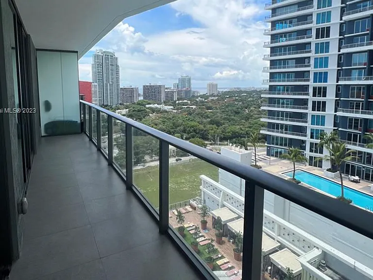 1300 S Miami Ave #1807 — Photo 3