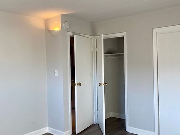 5th image of 1829 N 19th Ave #16