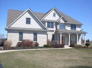 5016 Patty Ln, Ringwood, IL 60072