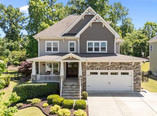 913 Hollymont Dr, Holly Springs, NC 27540