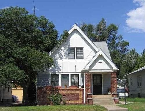 1st image of 1105 Avenue B