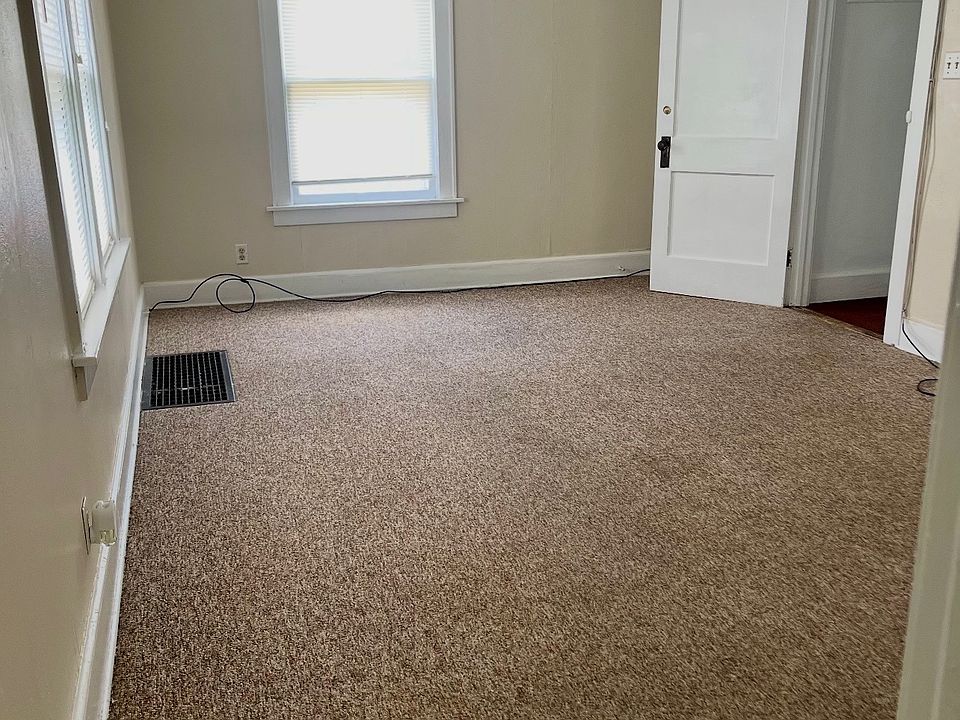 1st image of 220 Corliss Ave #2