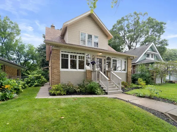 1928 West Kendall AVENUE, Glendale, WI 53209