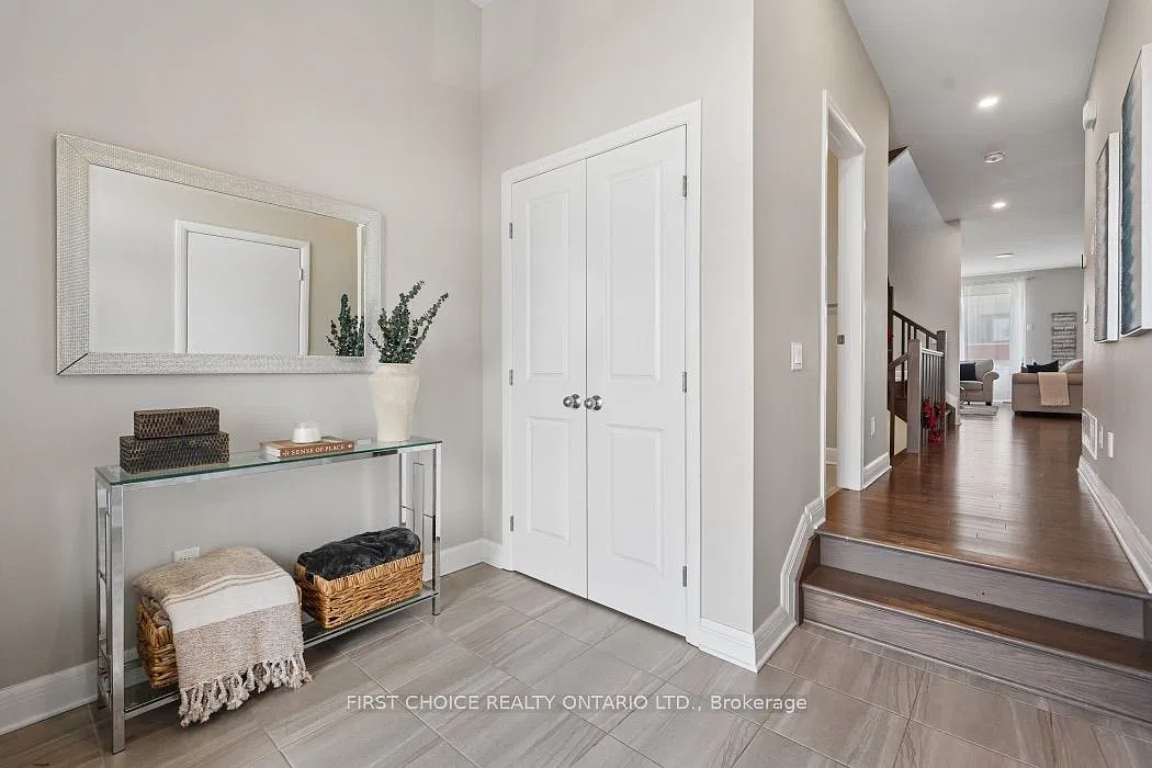 3 bed, $3,495 — Photo 3