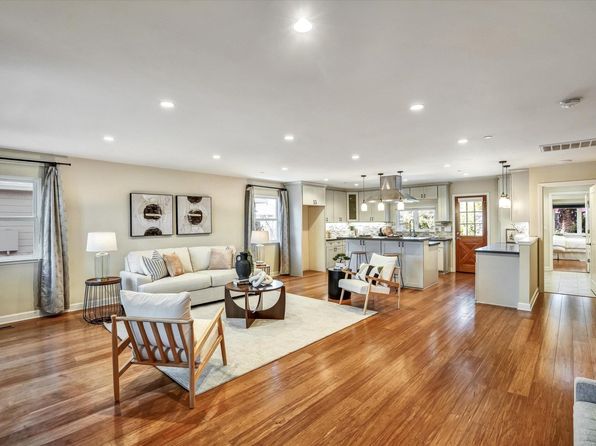 1251 Madera Ave, Menlo Park, CA 94025