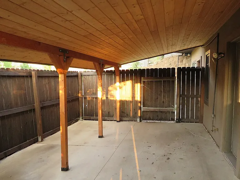 410 Jenkins Ranch Rd — Photo 14