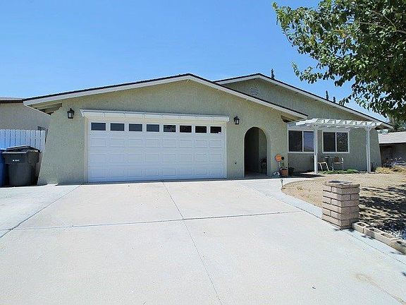 2nd image of 880 Cholla Dr