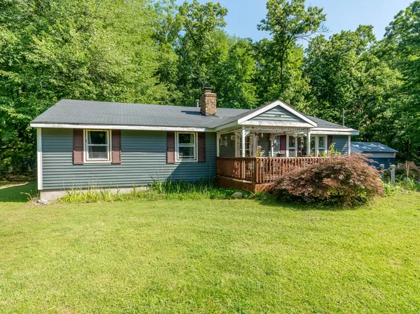 3268 Erskine Rd, Twin Lake, MI 49457