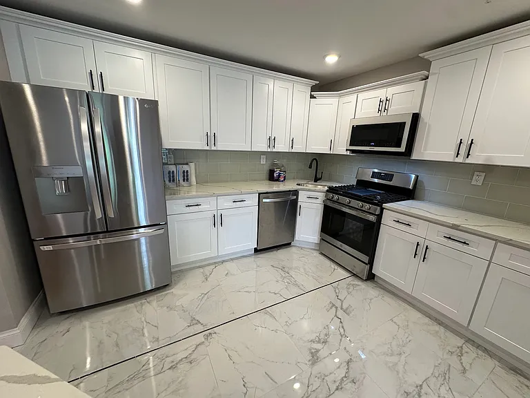4103 Palisade Ave #2 — Photo 2