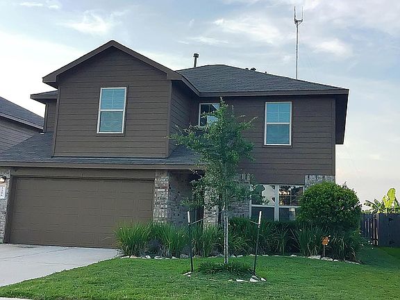 4th image of 3206 Aldridge Dr