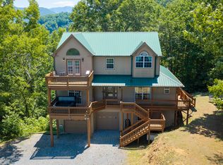 135 Eagles Nest Road, Fontana Dam, NC 28733