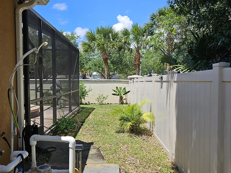 2506 Madewood Dr — Photo 15