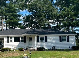 24 Cromesett Rd, Wareham, MA 02571