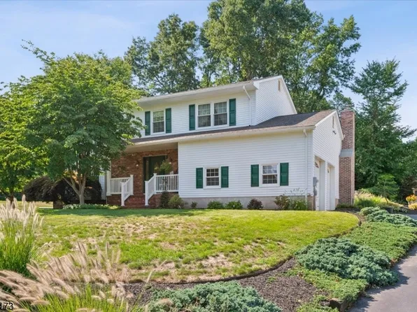 15 Lamington Dr, Roxbury Twp., NJ 07876