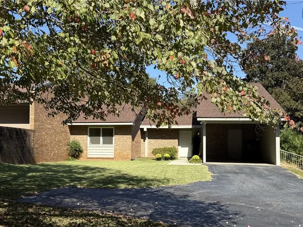 409 Bayberry Ln, Clemson, SC 29631