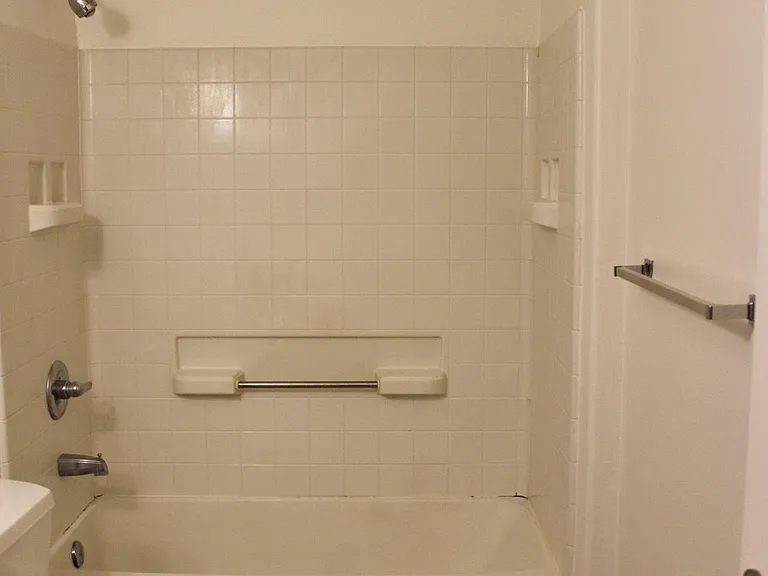 3840 Mount Vernon Ave — Photo 8