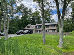 6 Peter Weare Rd, Cape Neddick, ME 03902