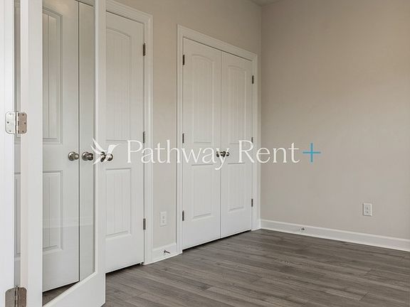4th image of 3408 Quintana Dr