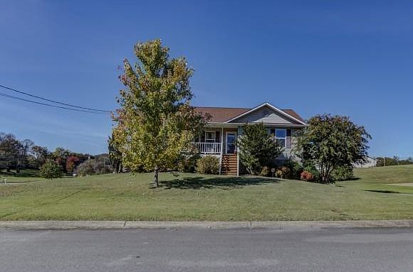 1st image of 265 Wayland Dr