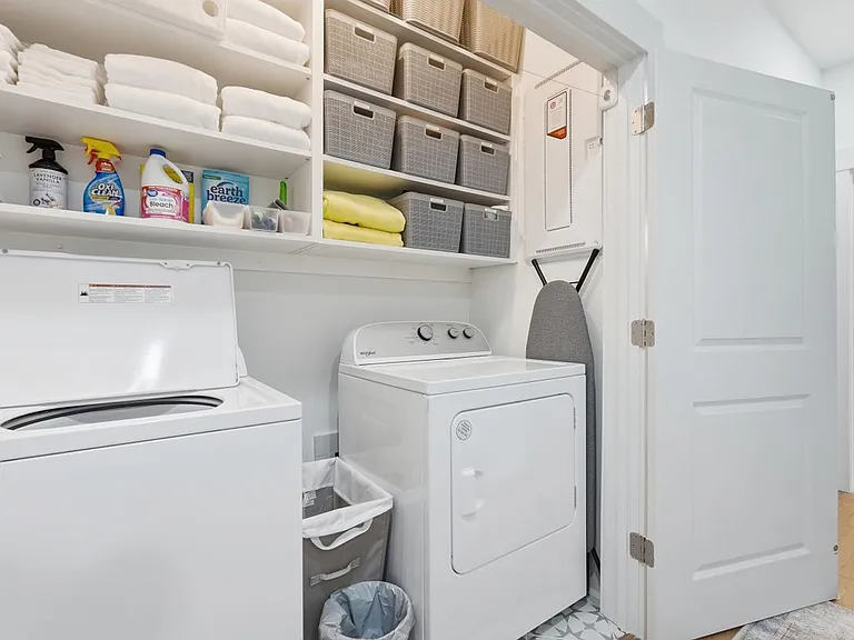 105 Risewell Ct — Photo 23