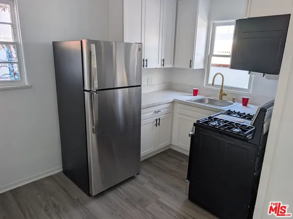 1147 24th St APT C, Santa Monica, CA 90403