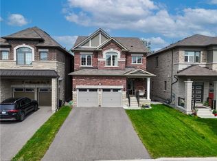 68 Barkerville Dr, Whitby, ON L1P 0L8