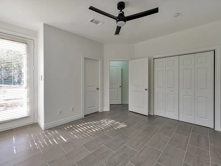 119 Capetown Ln — Photo 28
