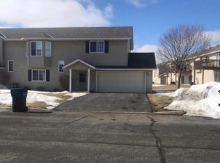 2072 Brittany Ct #2072, Shakopee, MN 55379