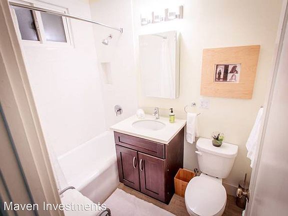 2nd image of 850 Geary St #41