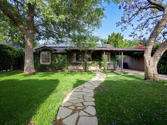 2nd image of 5438 Ventura Canyon Ave